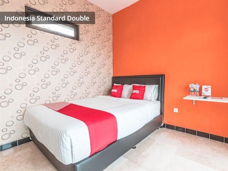 Reddoorz Syariah Near Park Jatiwarna Hotel Bekasi