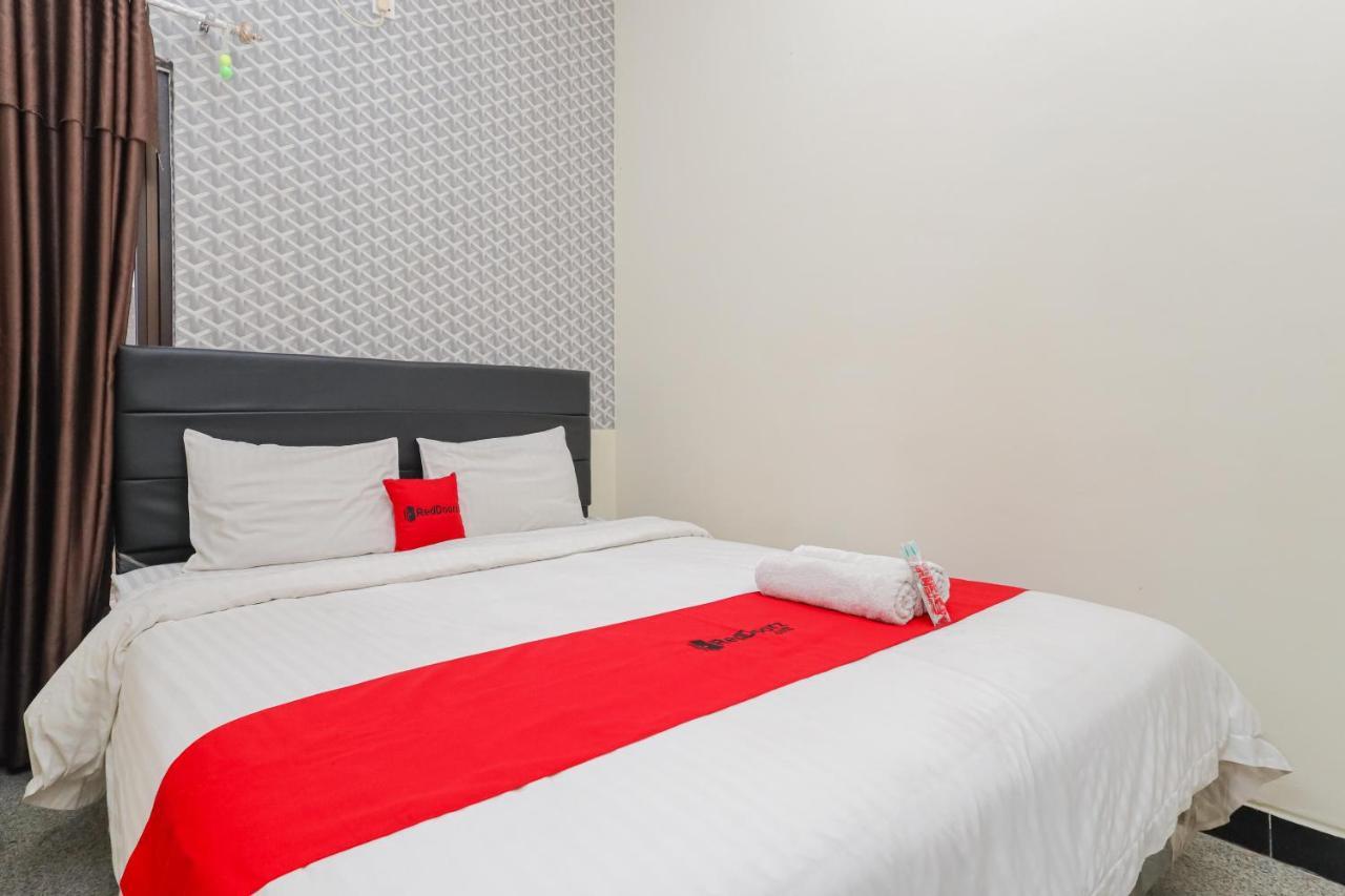 Reddoorz Syariah Near Park Jatiwarna Hotel Bekasi
