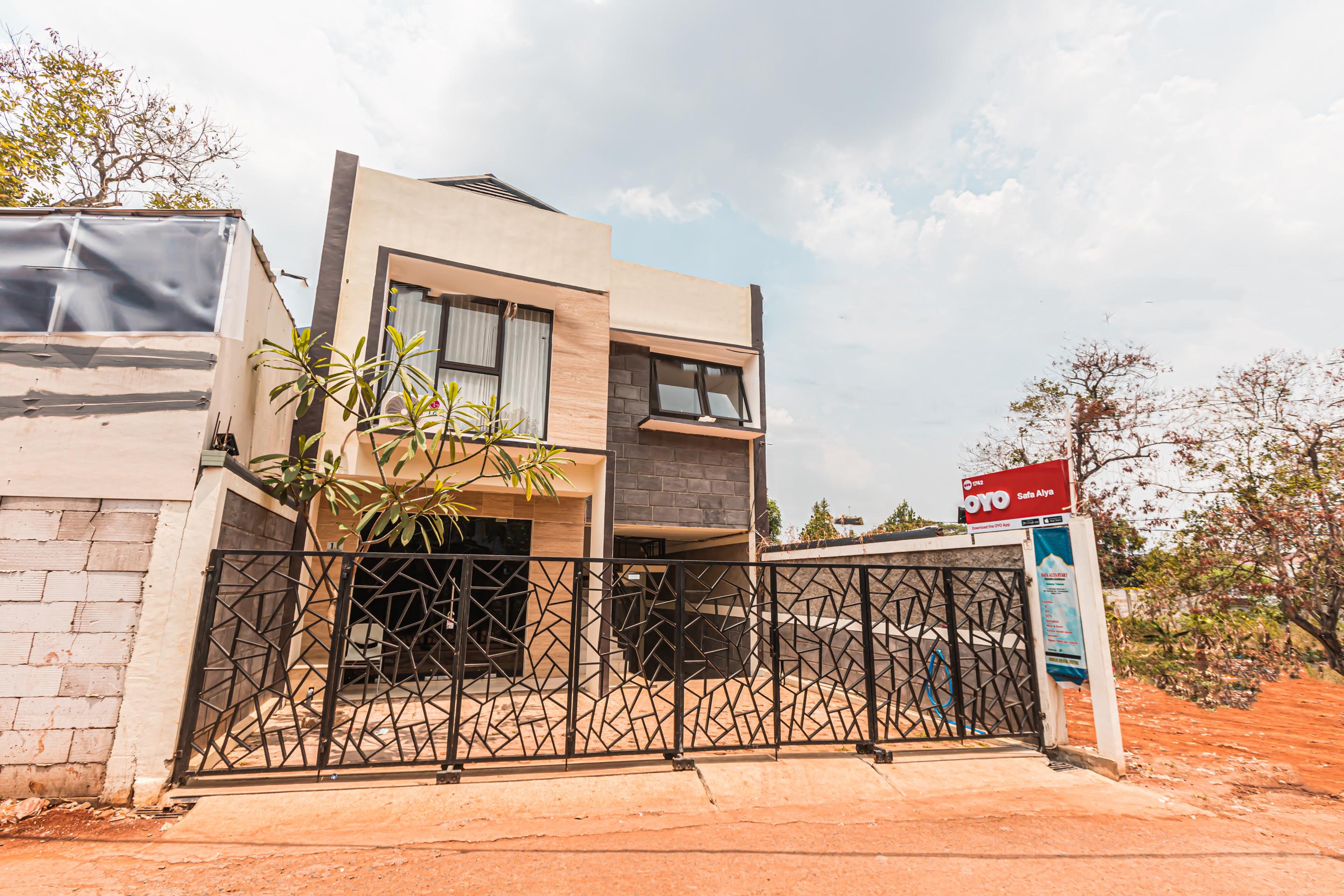 Reddoorz Syariah Near Park Jatiwarna Bekasi