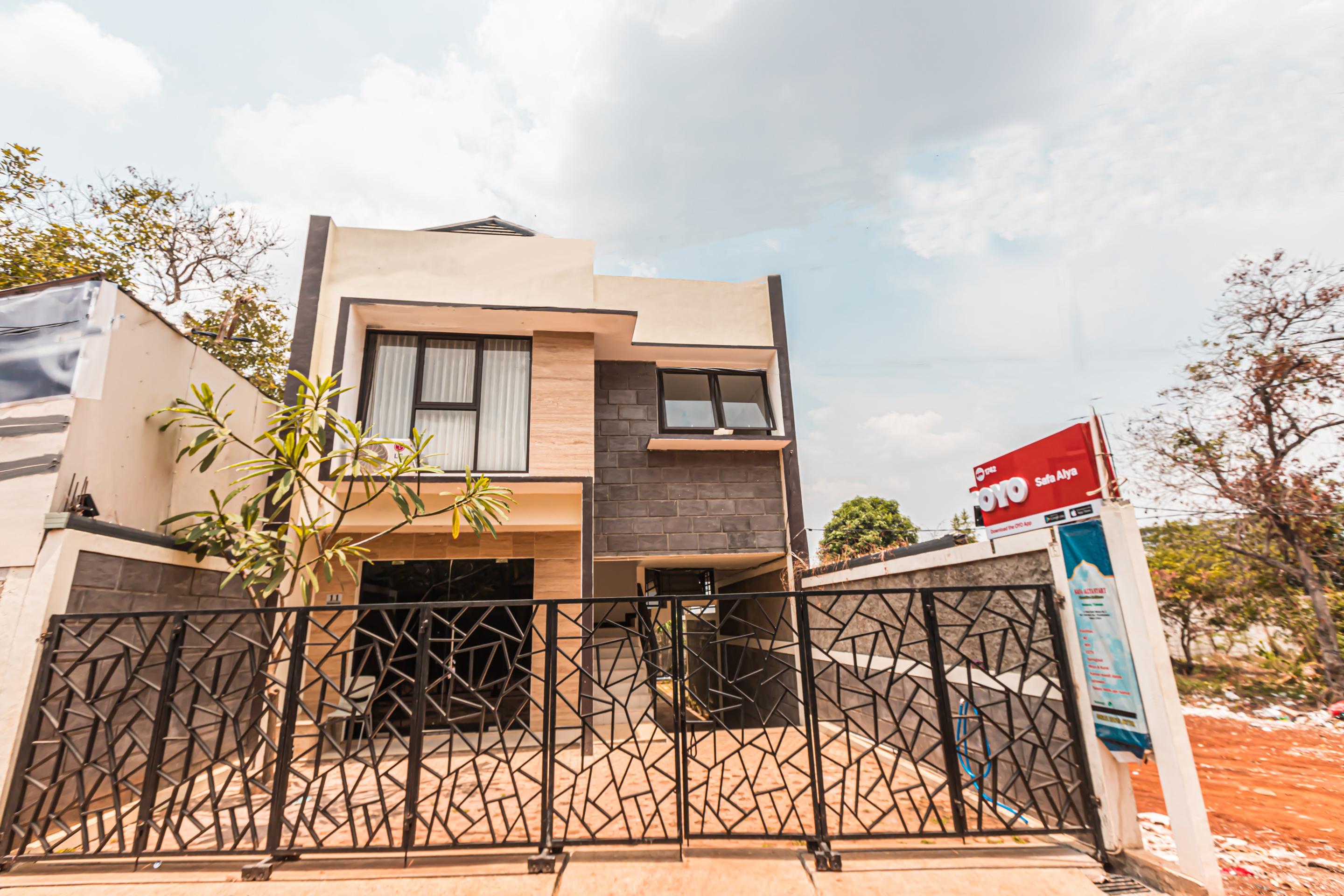 Hotel Reddoorz Syariah Near Park Jatiwarna
